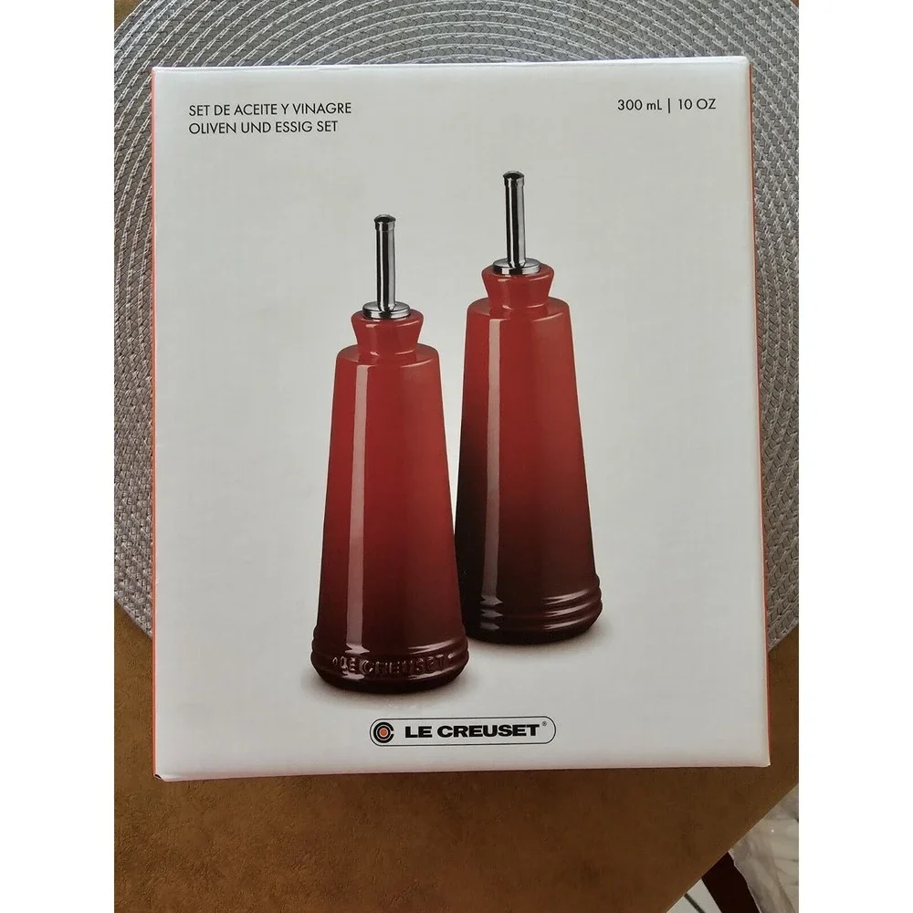 LE CREUSET Oil and Vinegar bottles Set in White 10 Ounce *NEW*